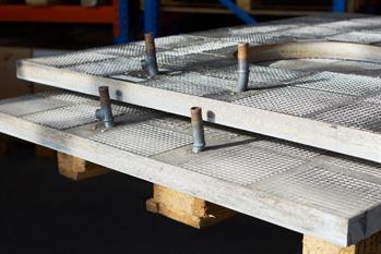 Aluminiumgussteile für die Kühlung und Heizung, eingebettete Komponenten in Gussteilen, Gussteile für Straßenmöbel